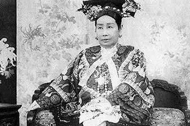 为何会把&ldquo;慈禧&rdquo;太后称为&ldquo;老佛爷&rdquo;呢？她信佛吗？