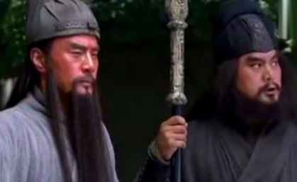 关羽的一生充满了传奇，该如何评价他呢？