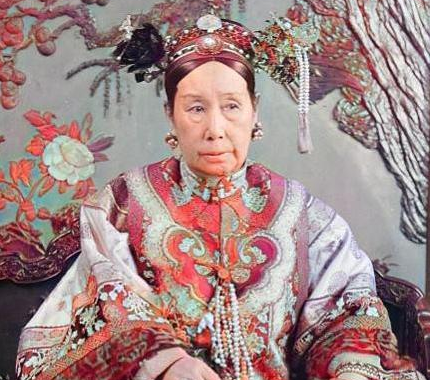 慈禧晚年怀孕是不是真的 那么诊断太医又是什么下场