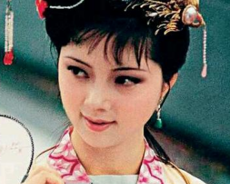 同样是兄妹，贾探春贾环与宝钗薛蟠之间有何区别?