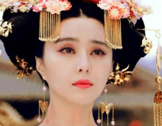 武则天退位时唯一哭泣的大臣是谁？他最后的结局如何