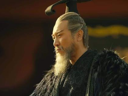 曹操作为曹魏集团的大佬 曹操打仗为什么还要亲自上场