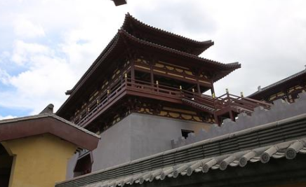 大夫是春秋时期的高级官职，百里奚为何被称为五羖大夫？