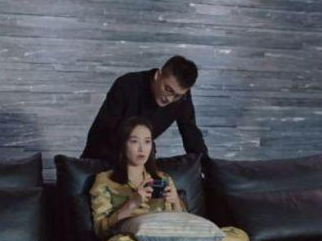 《陌生的恋人》剧情怎么样？画风悬疑烧脑，引观众入局