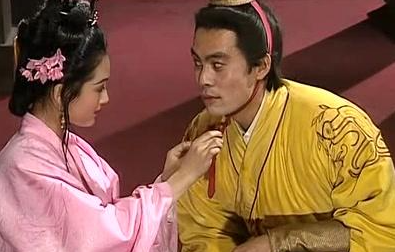 历史中并无貂蝉，那么王允是如何除掉董卓的？