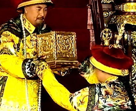 乾隆退位后三年之间里依旧掌权 乾隆都做了哪些事情