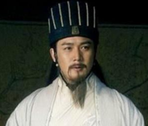 诸葛亮在刘备逝世后就发动北伐的原因是什么？