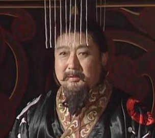 历史上郭修归降了蜀国后担任的是什么官职？费祎因他而死？