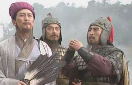 诸葛亮身为蜀汉的丞相，为何家里过的却很穷困呢？