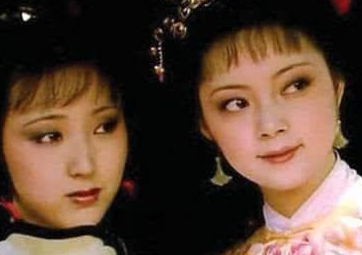 红楼梦中林黛玉与薛宝钗的关系有何变化？真是好姐妹？