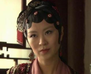 红楼梦中夏金桂是个什么样的人?为何不招人喜欢？