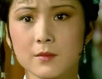 红楼梦中贾母为何安排晴雯去怡红院?有何考虑？