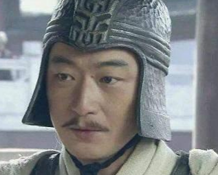 三国时期孙权称帝之后，哪些文臣武将官职是最高的？