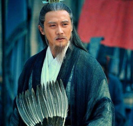 诸葛亮手里总是扇子不离手 这个扇子到底有什么来历