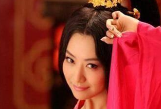 历史上最惨的皇后是谁？竟被儿子纳为妃子