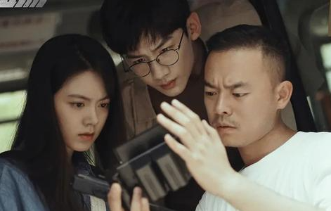 《开端》主演有哪些人？讲了什么故事？