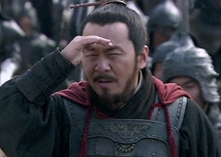 曹操欣赏关羽，关羽对曹操是什么态度？