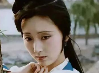 红楼梦中林黛玉为何腰骂紫鹃？小蹄子又是什么意思？