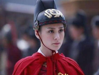 上官婉儿为什么会效忠自己的仇人？