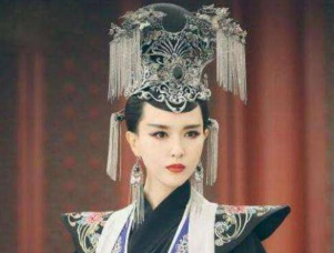 是公主，也是三国的权术高手，此女是谁？