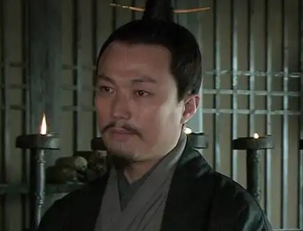 诸葛亮既然是刘备请出山的 刘备为什么更信任法正而不是诸葛亮