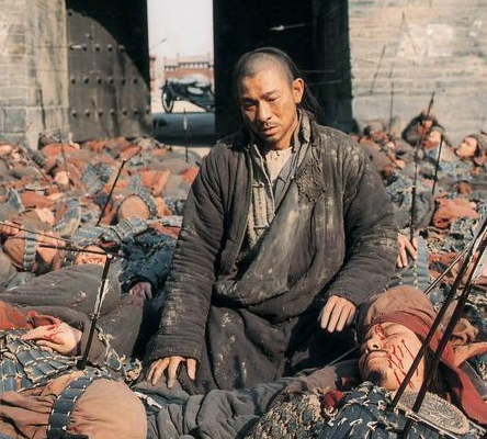 全盛时期的太平天国和清朝相比 两者谁的实力更大