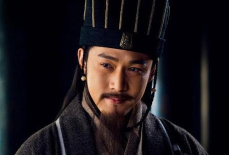 三国时期谋士那么多 有人比诸葛亮还要厉害的吗