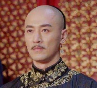 她二婚嫁给皇太极，女儿却嫁给多尔衮