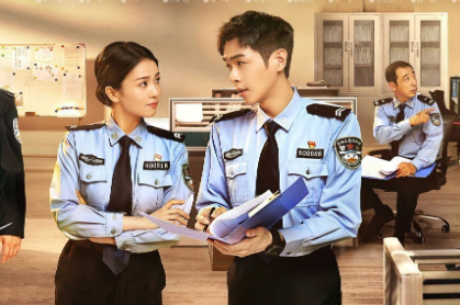 《警察荣誉》由丁黑担任导演，在创作上有哪些突破？