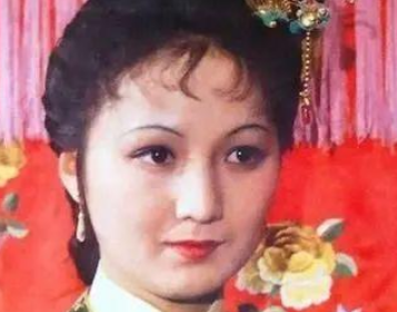 红楼梦李纨与平儿之间的关系如何？二人有何交集
