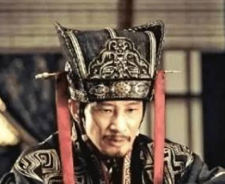 荀彧是什么出身?他离开袁绍转而投奔曹操是因为什么？