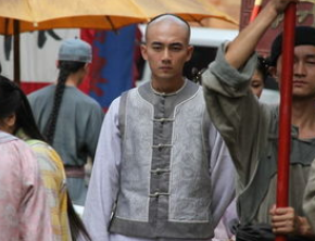施公案第325回：贺人杰巧计败赛花，郝素玉软锤打殷勇