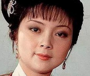 红楼梦清虚观打醮时，贾母是如何否定金玉良缘的