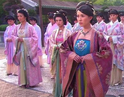 古代男人三妻四妾的 古人是怎么平衡后院的女人的