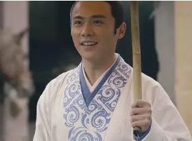 有哪些与钟毓相关的轶事典故？后世是如何评价他的？