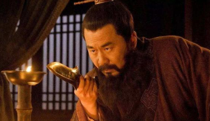 徐晃在看到大营起火后，为什么反而是直接撤退了？