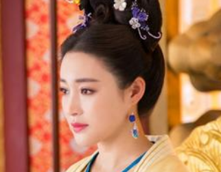 在古代众多皇后中，有哪些人一生都没有诞下子嗣?