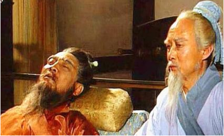 赤壁大战的曹操帐下，有人能看出周瑜火攻的意图吗？