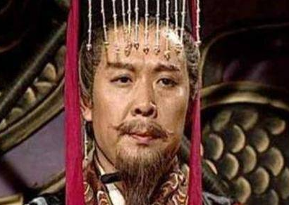 刘备生在乡下，为何皇室族谱上会有他的名字?