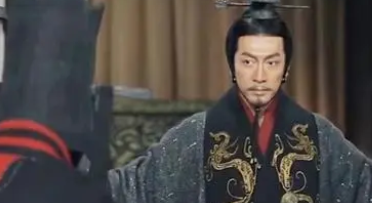 秦二世而亡，这其中李斯的罪过有多大？