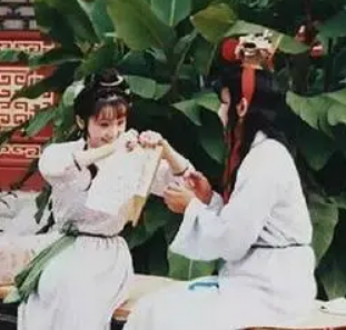 红楼梦中宝玉为何说要撵走晴雯？发生了什么？