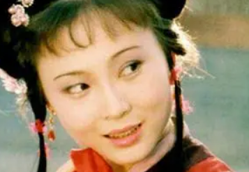 红楼梦中小红与佳蕙的关系如何?