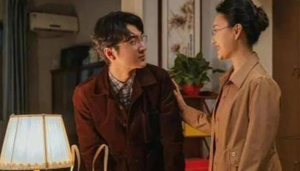 《底线》唐啸云跟袁午如出一辙？都是原生家庭原因