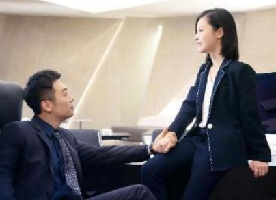 《赖猫的狮子倒影》背后的主谋是什么人 慕晚晴前男友结局如何