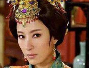 历史上万氏是如何坐上贵妃之位的?她与朱见深的感情如何？