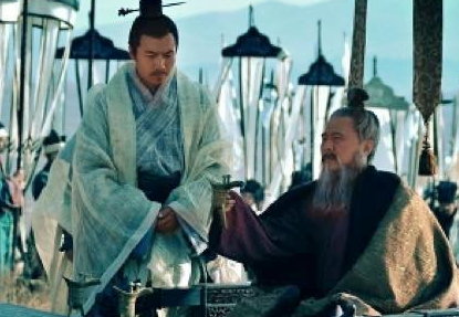 曹操在选择继承人的时候 曹操最后为何选择曹丕