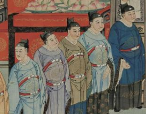 红楼梦中四大家族的关系如何？贾府的地位有何变化？