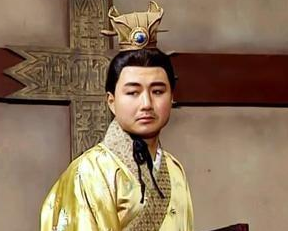 历史上郭太后与曹芳之间的关系如何？有何变化？
