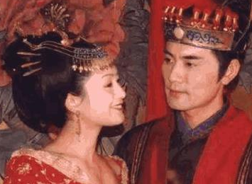 朱元璋是明朝的开国皇帝，为何一生饱受争议呢？