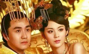 北齐末代皇后冯小怜被送了几次？
